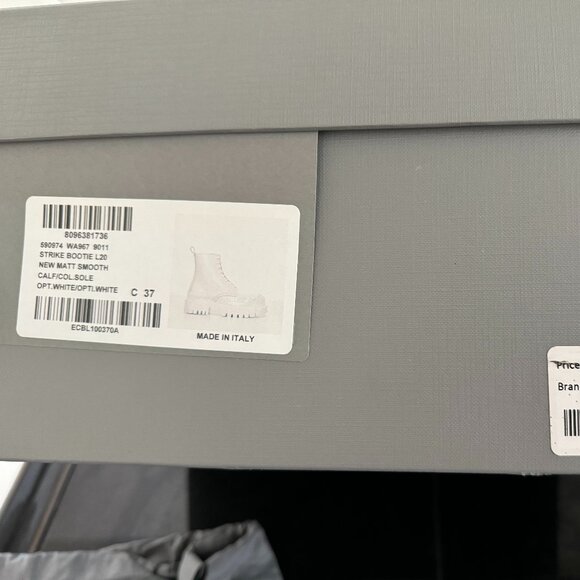 Balenciaga White Strike Combat Boots Size 37 Excellent Pre-worn condition - Picture 6 of 8